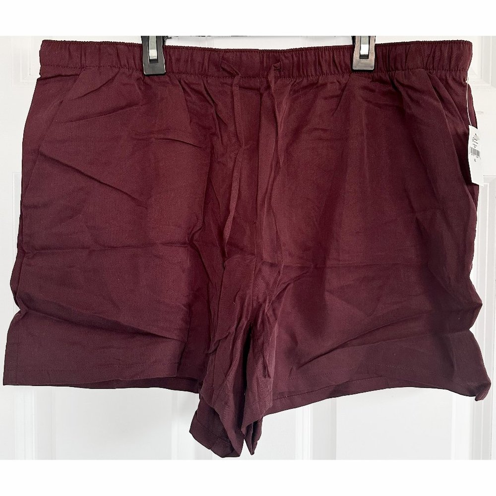 NWT GAP Pull-On Tencel/Lyocell Track Short 516039